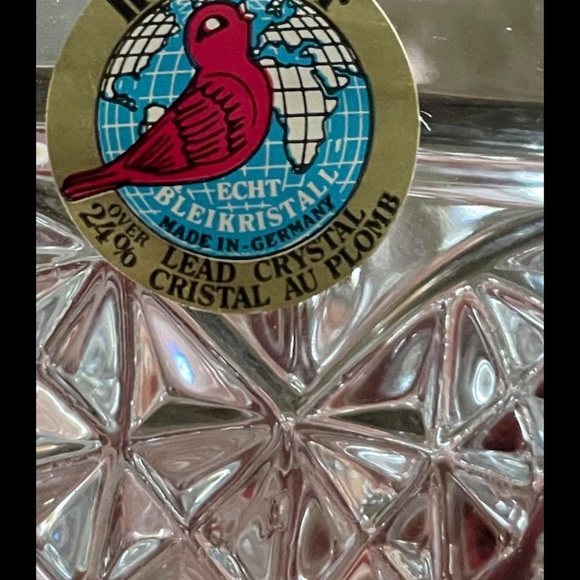 Elegant Clear Crystal Bowl by Hofbauger - Picture 5 of 5